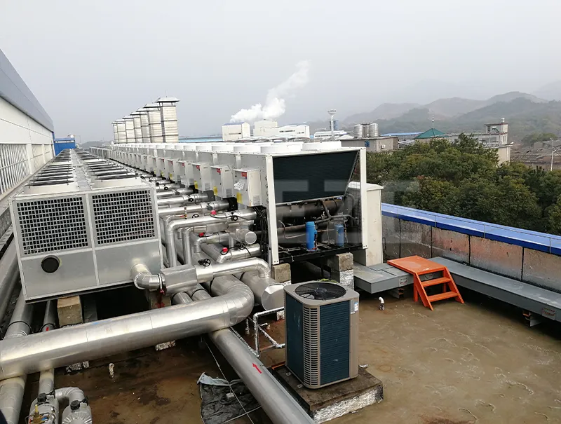 Pendingin air luar ruangan